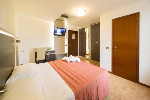 Hotel Carancini 3*