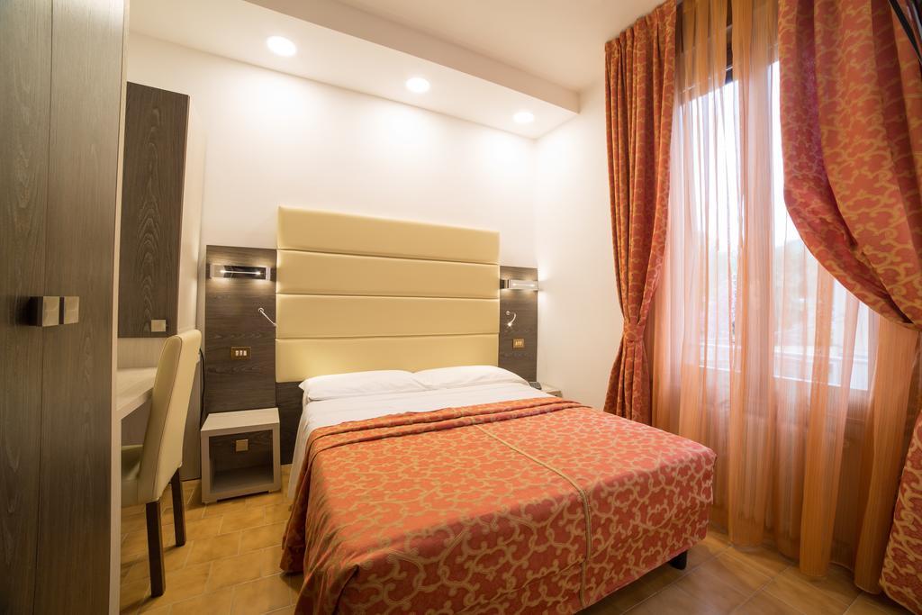 Carancini Hotel